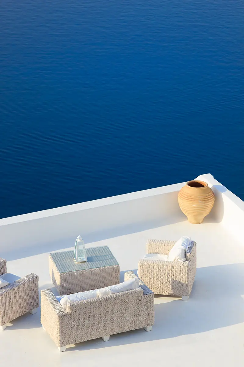 Balkon auf Santorin mit Meerblick